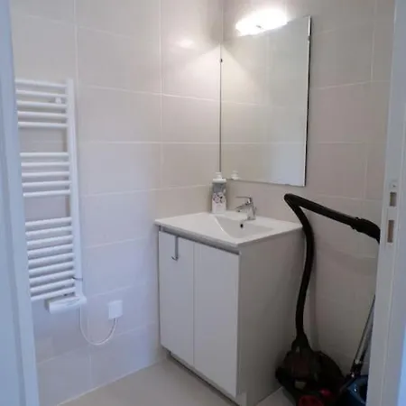 L'atypique 1 A 3 Voyageurs 公寓