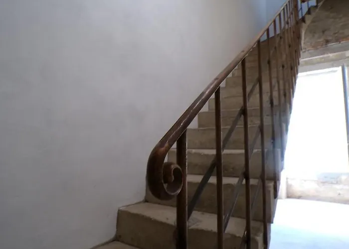 L'atypique 1 A 3 Voyageurs * Bazas